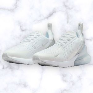 NEW Nike Air Max 270, women’s 7